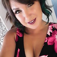 Amanda Leahy Photo 21