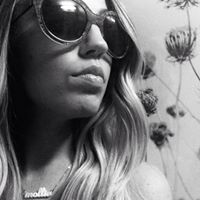 Mollie Cain Photo 5