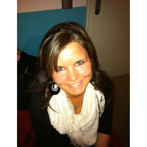 Vicky Winter Photo 28