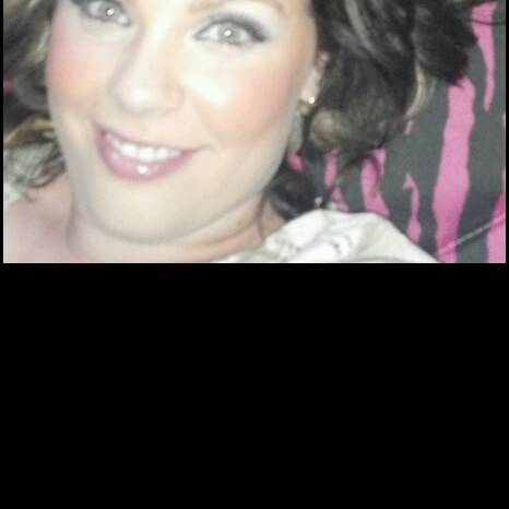 Stephanie Little Photo 37