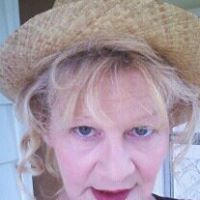 Brenda Shaw Photo 30