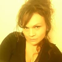 Dee Collins Photo 47