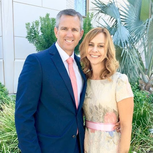 Kirsten Henderson Photo 29