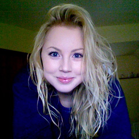 Caroline Cook Photo 46