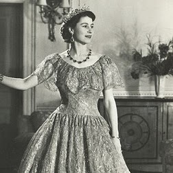 Rebecca Dyer Photo 37
