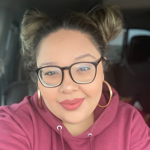 Leah Lopez Photo 35
