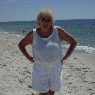 Betty Goss Photo 14