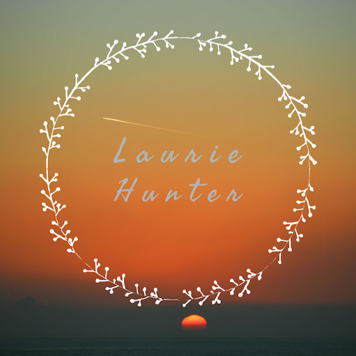 Laurie Hunter Photo 9