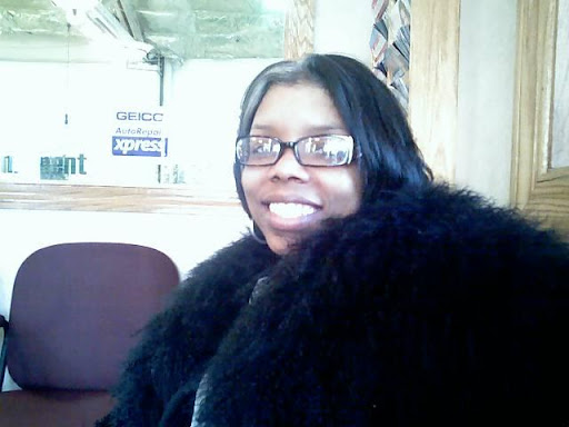 Greta Williams Photo 9