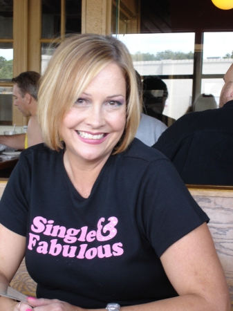 Suzanne Thomas Photo 16