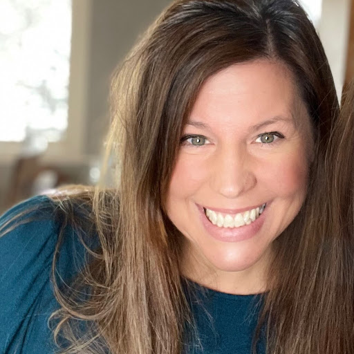 Julie Warren Photo 38
