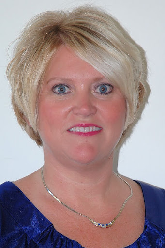 Linda Sutton Photo 28