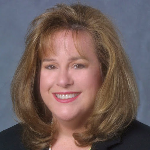 Donna Burns Photo 23