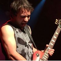 Roberto Tovar Photo 16