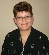 Angela Meyer Photo 9