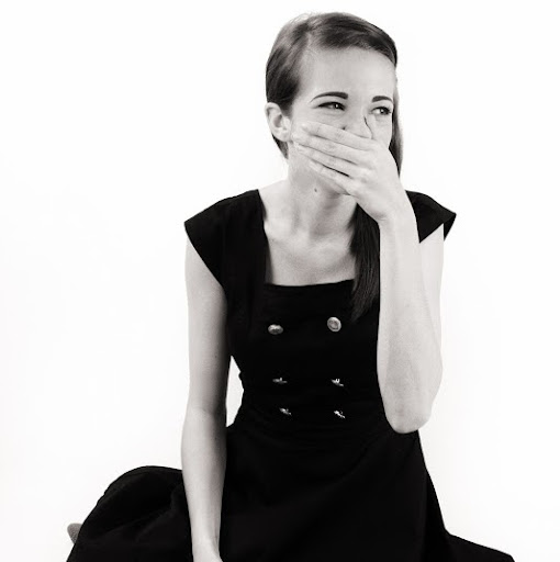 Amy Curtis Photo 42