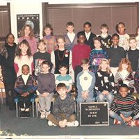 Elizabeth Kitchens Photo 18