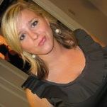 Michaela Poole Photo 3