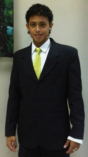 Victor Cadena Photo 13