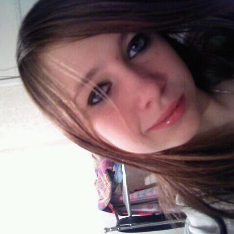 Alicia Stevens Photo 16