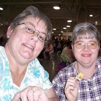 Bobbie Morton Photo 11