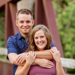 Elizabeth Yoder Photo 35