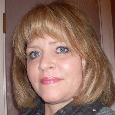 Kimberly Wolfe Photo 24