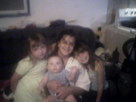 Angela Parsons Photo 49