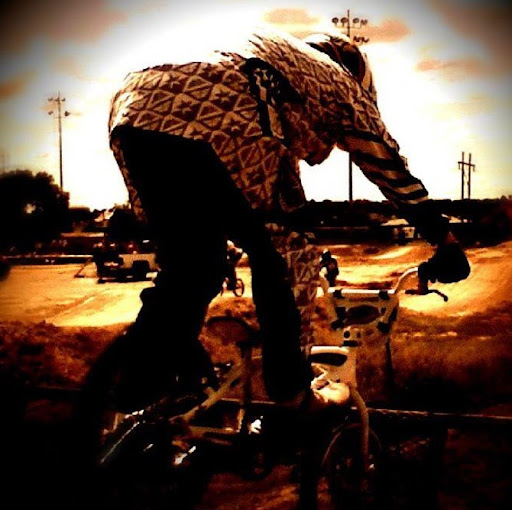 Josh Lloyd Photo 8