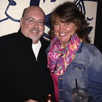 Julie Hogue Photo 16