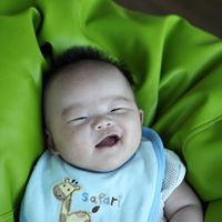 Ling Yi Photo 29