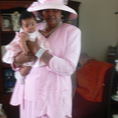 Joyce Parker Photo 30