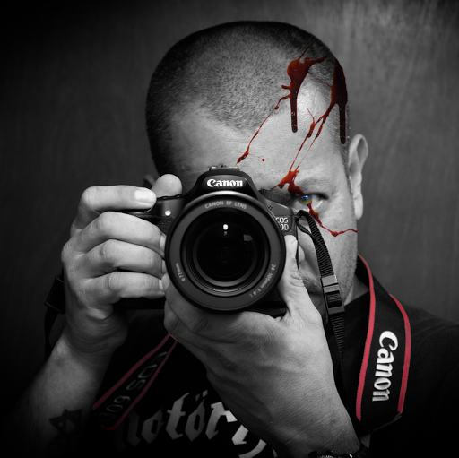 Luis Luna Photo 26