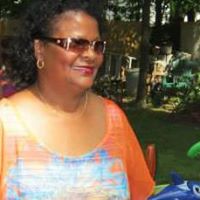Ester Robinson Photo 5