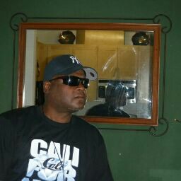 Gregory Scott Photo 57