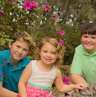Michele Holt Photo 41