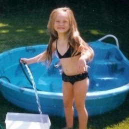 Sarah Michael Photo 7