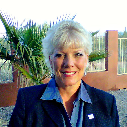 Janice Small Photo 32