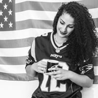 Michelle Santana Photo 9