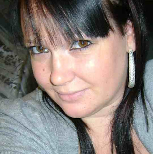 Stacey Holmes Photo 19