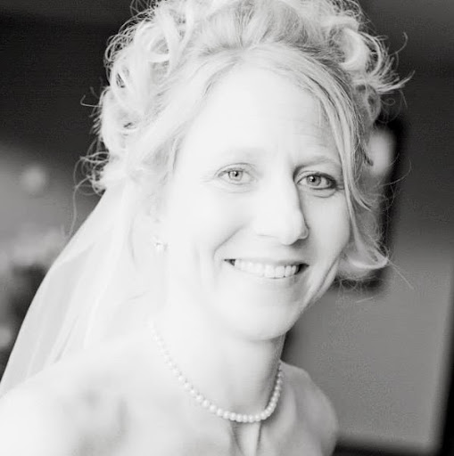 Sara Whitney Photo 10