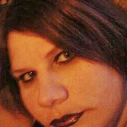 Heather Moore Photo 30