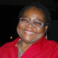 Geraldine Watts Photo 9