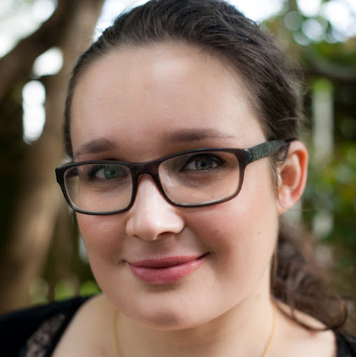 Elizabeth Lockhart Photo 29