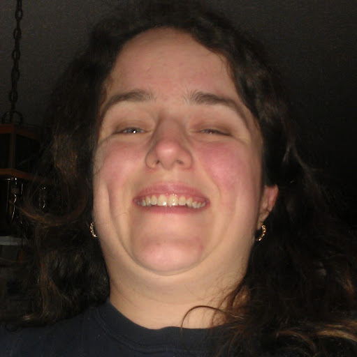 Emily Mcdonnell Photo 11