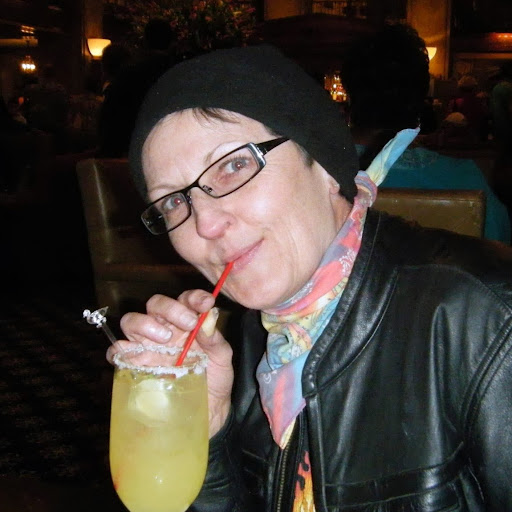 Debby Gray Photo 38