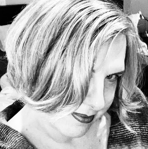 Linda Horvath Photo 9