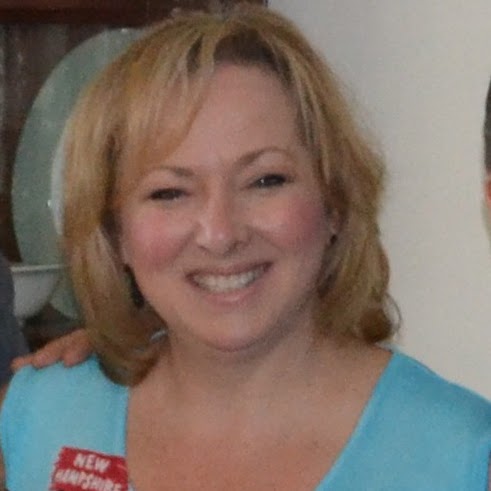 Lori Kennedy Photo 37