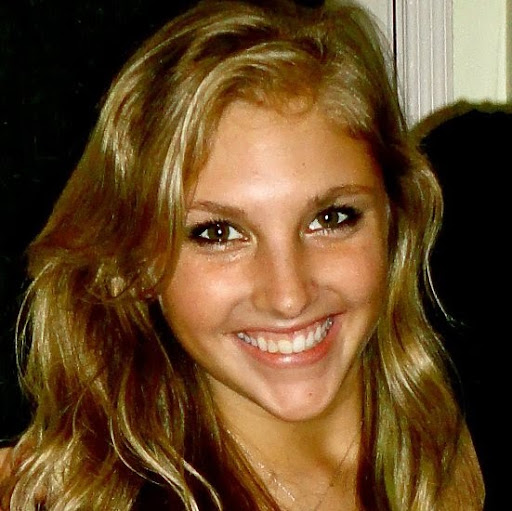 Michelle Fowler Photo 6