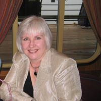 Connie Greene Photo 16